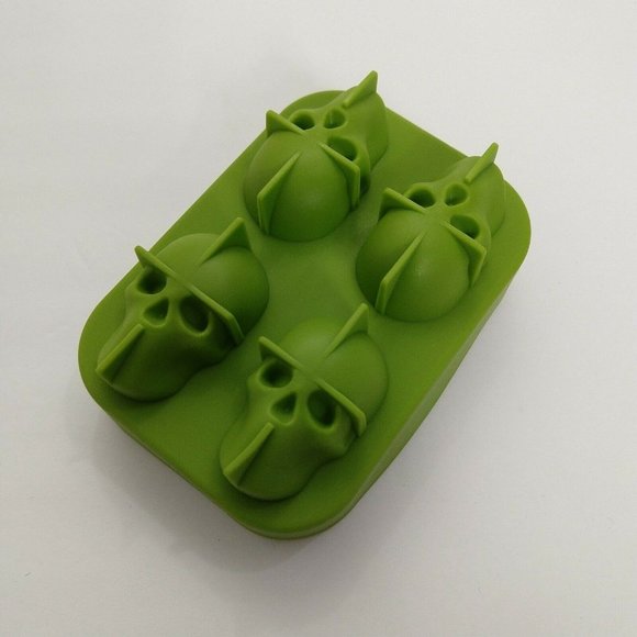 Unbranded Other - Green Skull Ice Mold 3D Halloween Punch Drinks